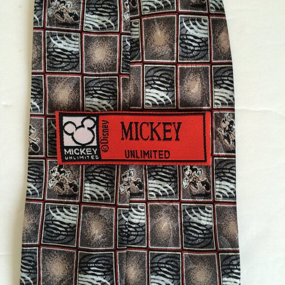 Disney Mickey Unlimited Mickey Mouse Print Mens Tie 100 % Silk Multicolor - Picture 5 of 6